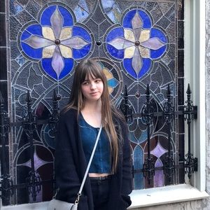 Meet your Posher, Lauren